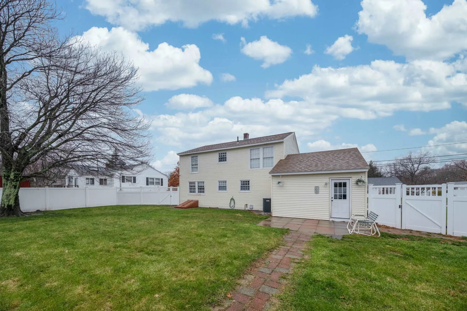 290 Westwood Drive Manchester NH 03103