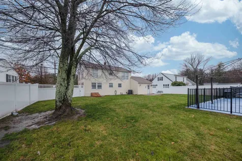 290 Westwood Drive Manchester NH 03103