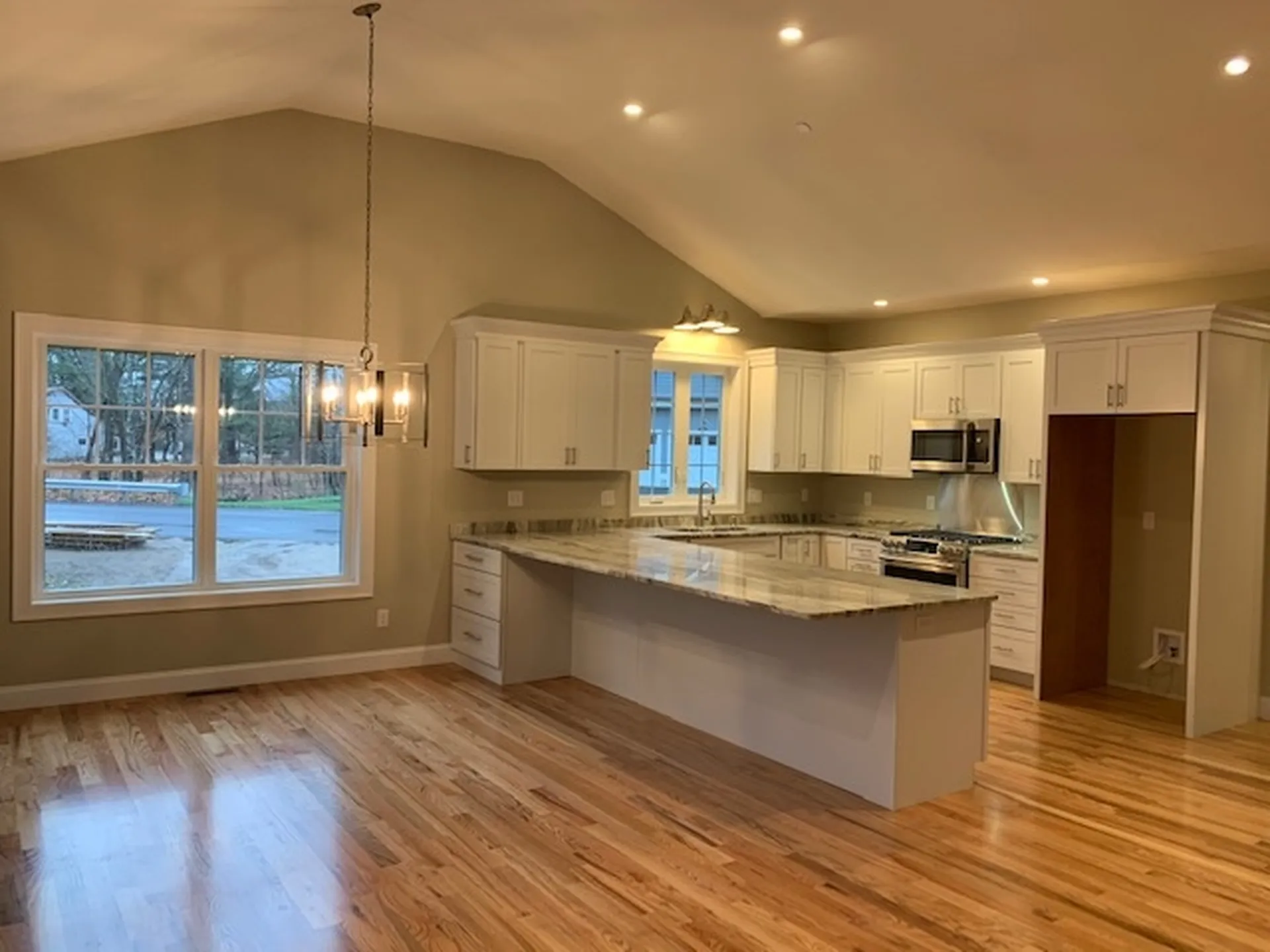 4 Conifer Way Salem NH 03079