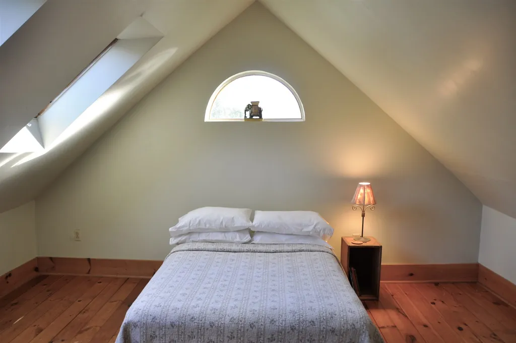 1896 Quaker Village Road Weybridge VT 05753