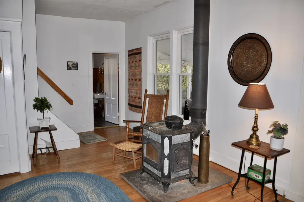 1896 Quaker Village Road Weybridge VT 05753
