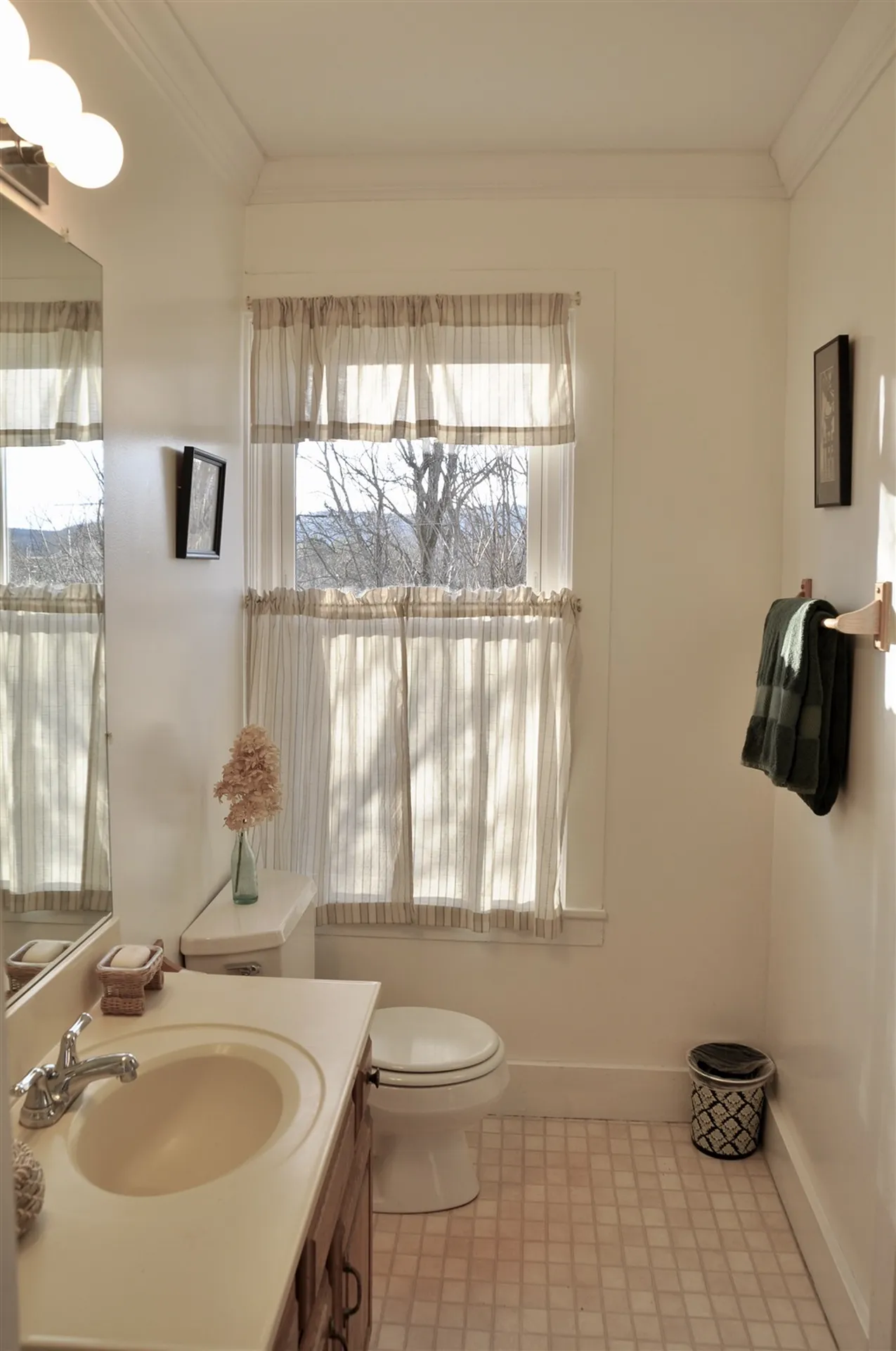 1896 Quaker Village Road Weybridge VT 05753