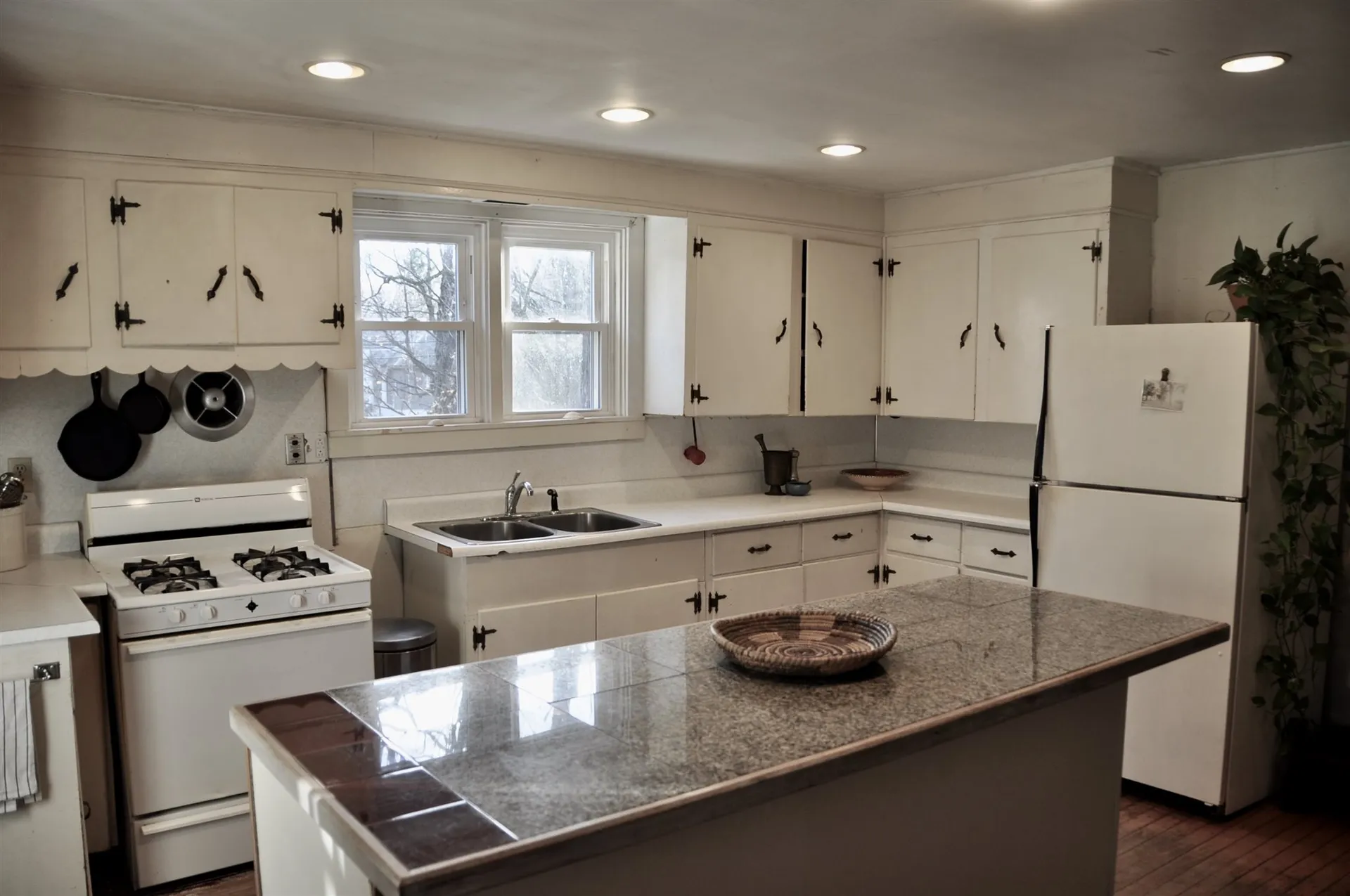 1896 Quaker Village Road Weybridge VT 05753
