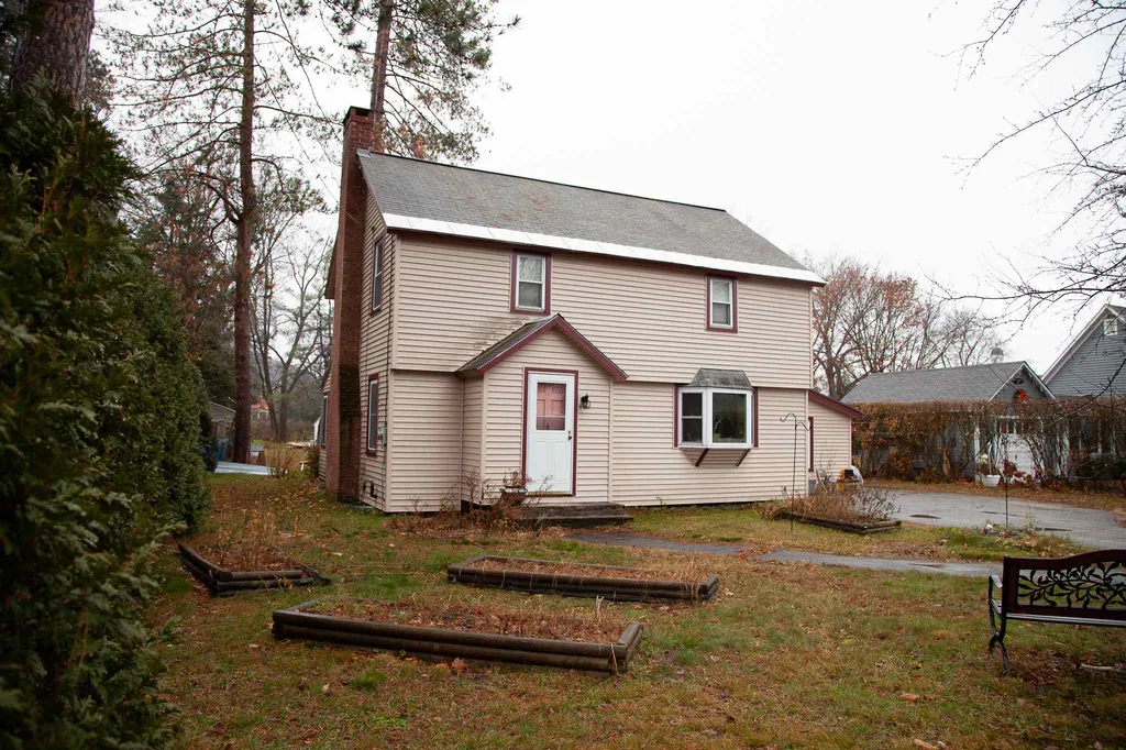 70 Elm Street Charlestown NH 03603