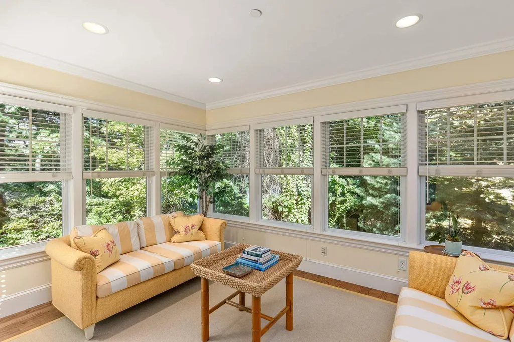 108 Abigale Lane New Castle NH 03854