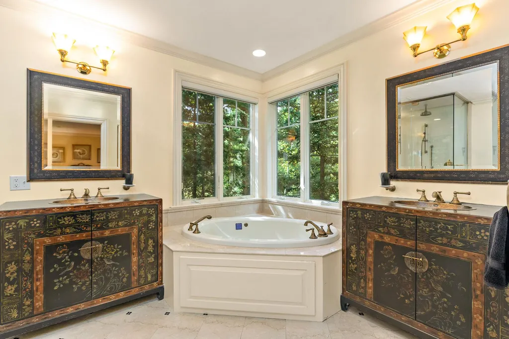 108 Abigale Lane New Castle NH 03854