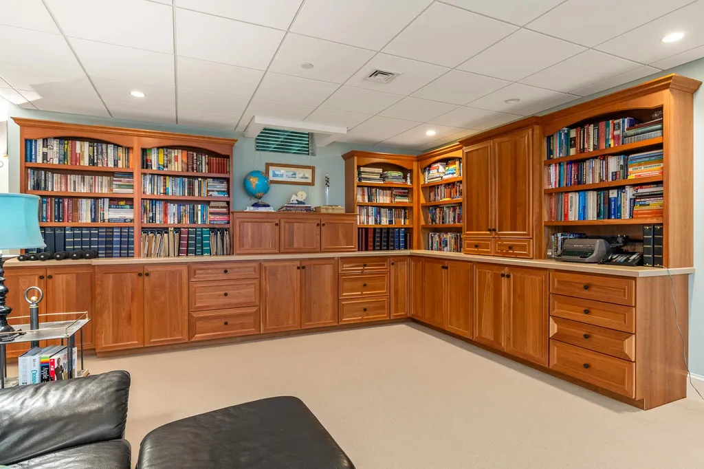 108 Abigale Lane New Castle NH 03854