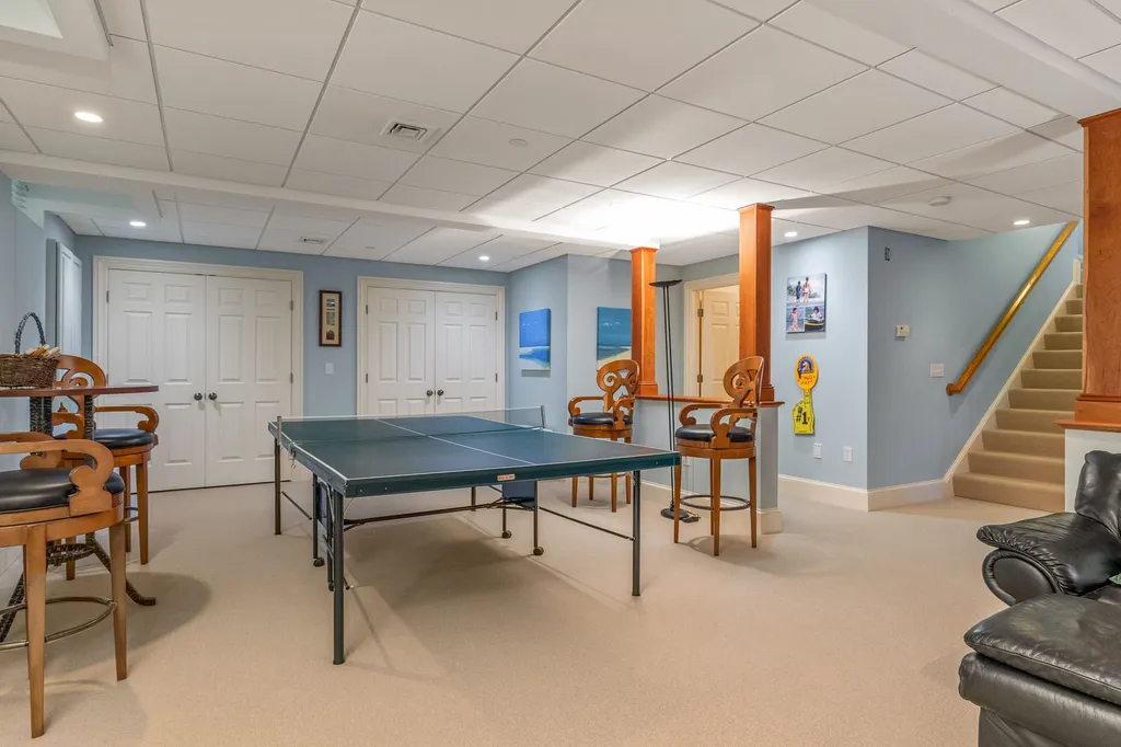 108 Abigale Lane New Castle NH 03854