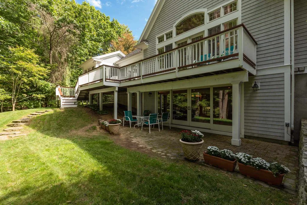 108 Abigale Lane New Castle NH 03854