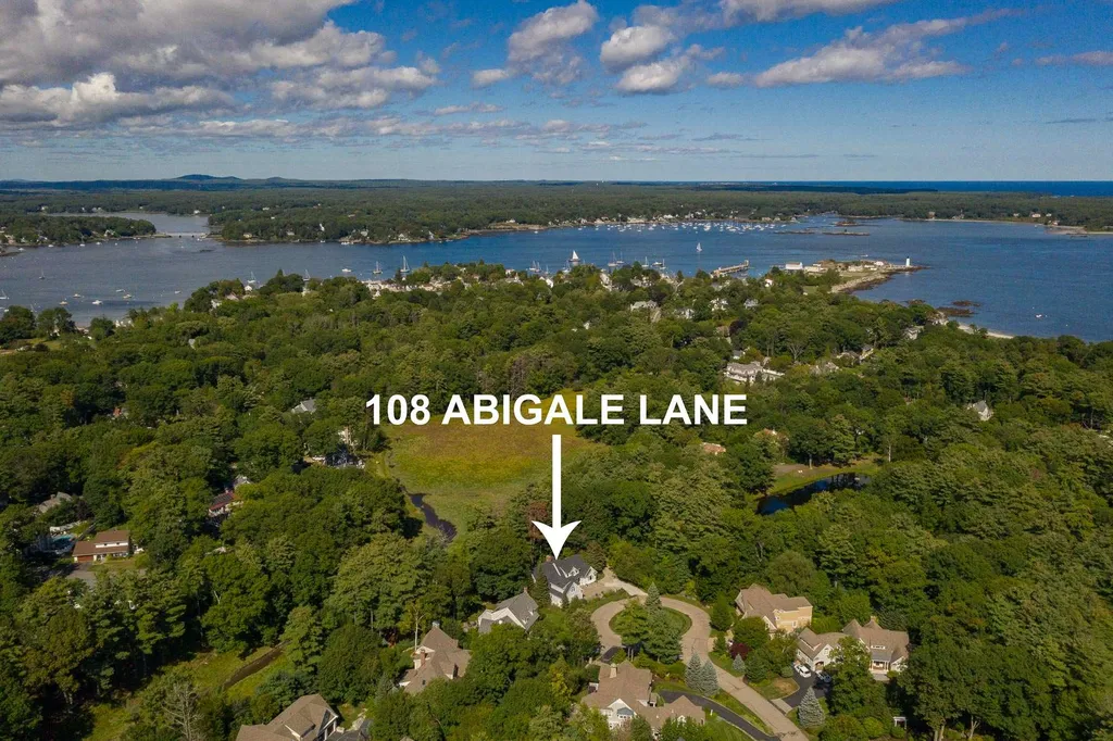 108 Abigale Lane New Castle NH 03854