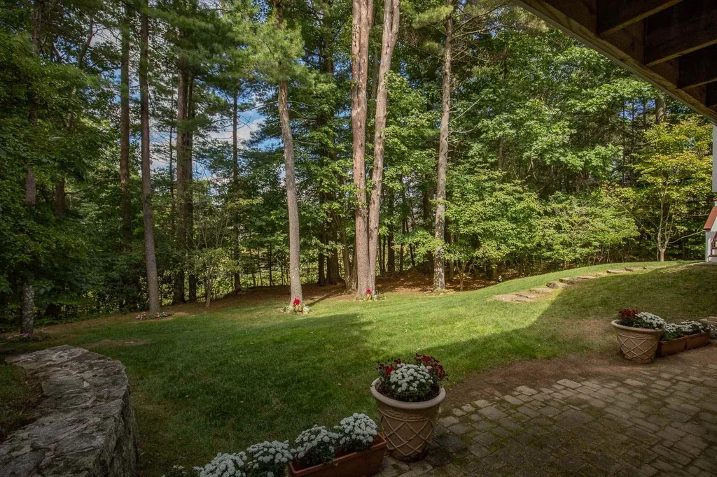 108 Abigale Lane New Castle NH 03854