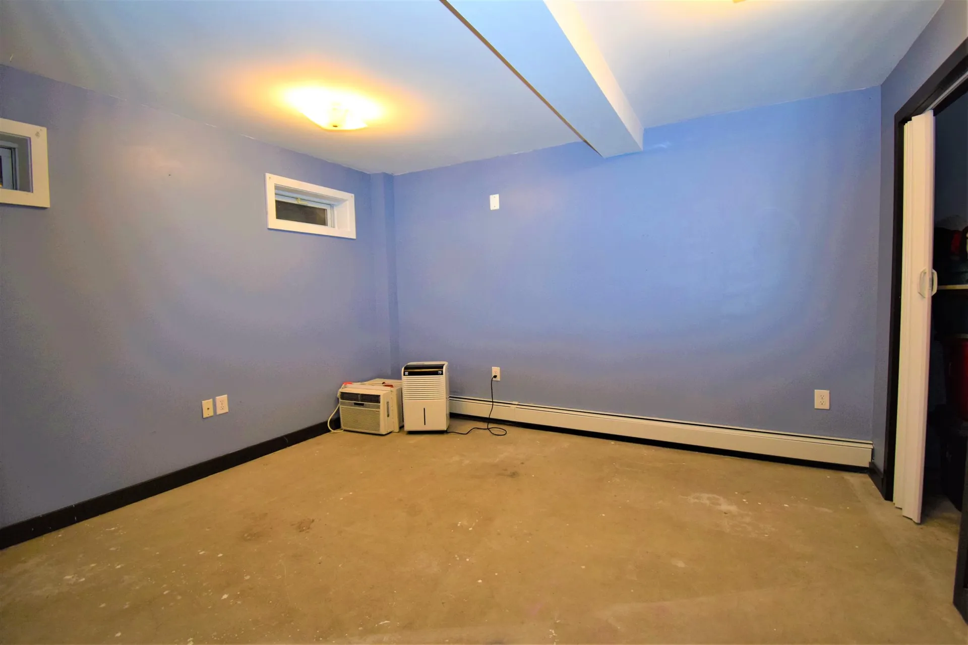 137 Green Road Raymond NH 03077