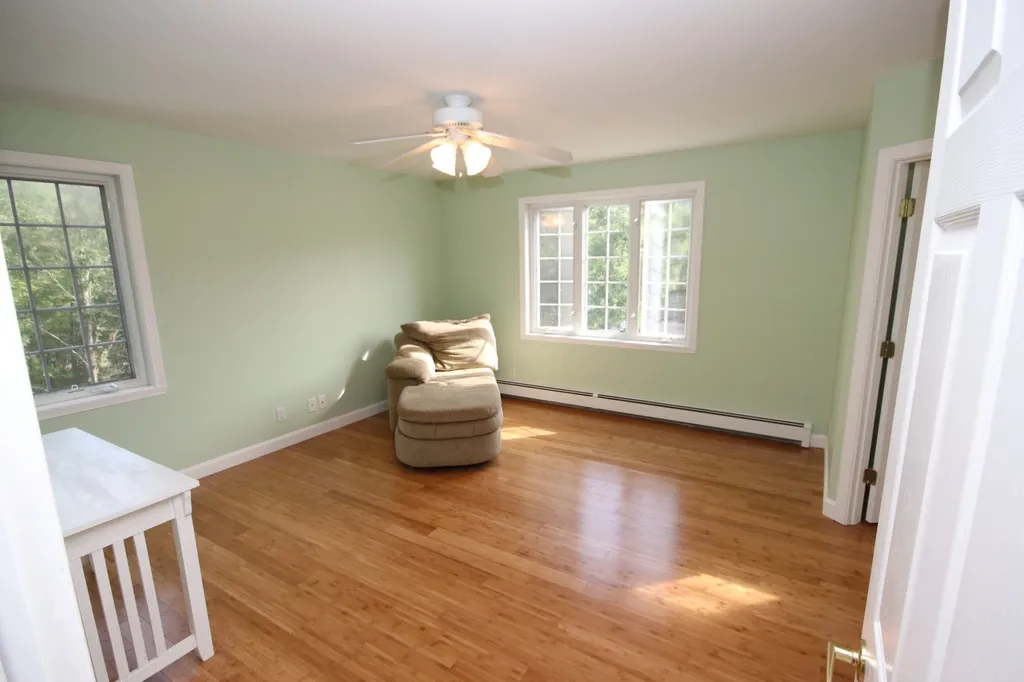 32 Oak Street South Berwick ME 03908