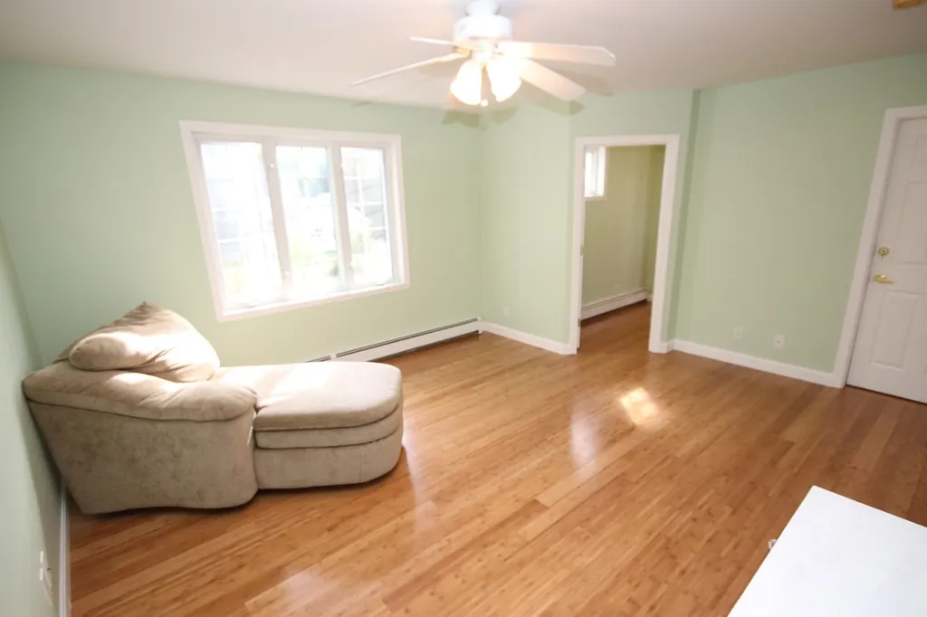 32 Oak Street South Berwick ME 03908