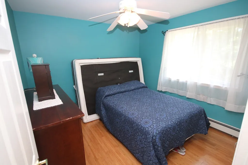 32 Oak Street South Berwick ME 03908