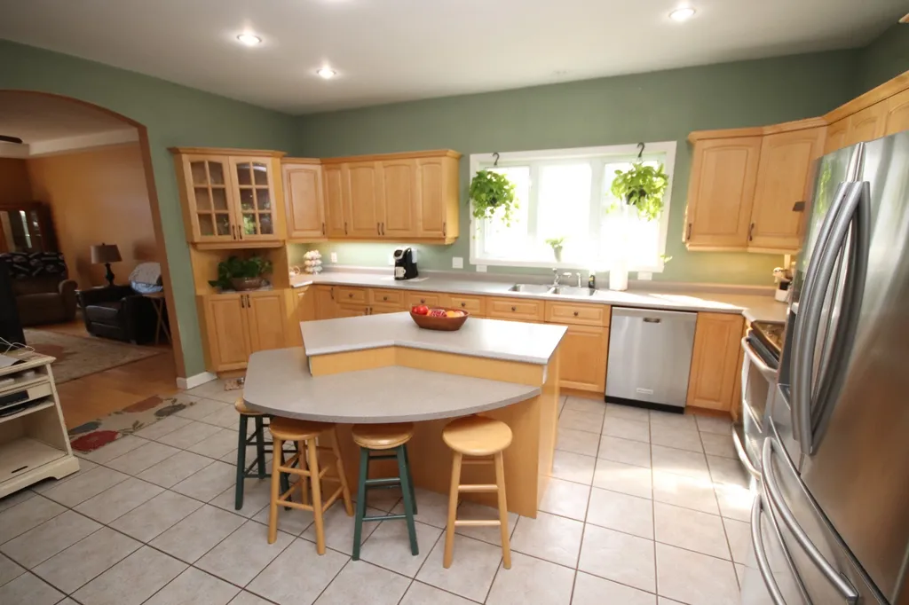 32 Oak Street South Berwick ME 03908