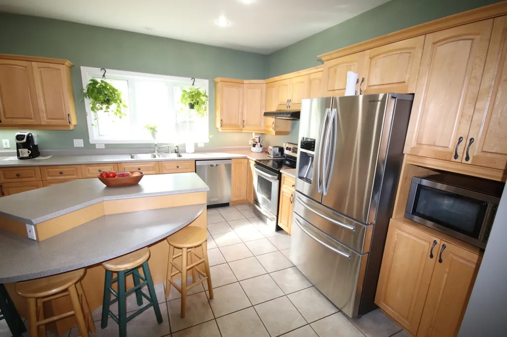 32 Oak Street South Berwick ME 03908