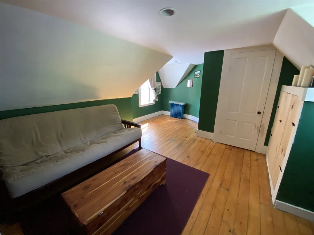 448 Dana Road Pomfret VT 05053