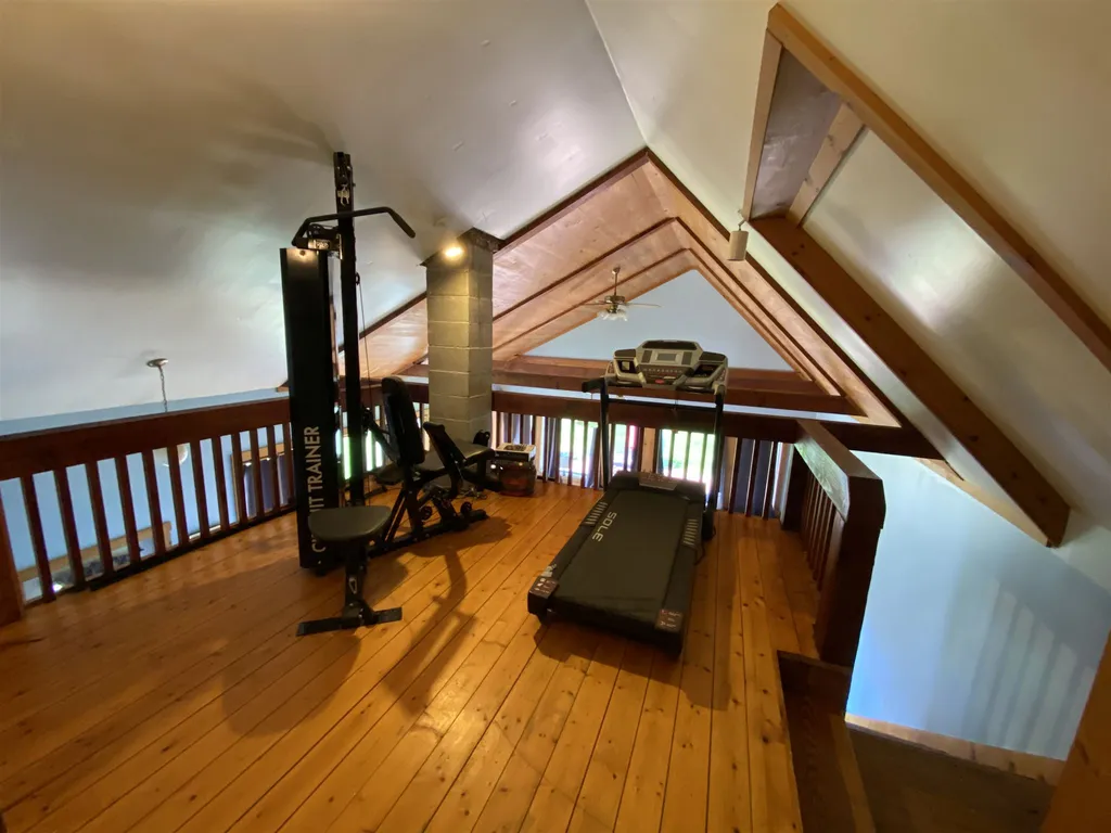 448 Dana Road Pomfret VT 05053