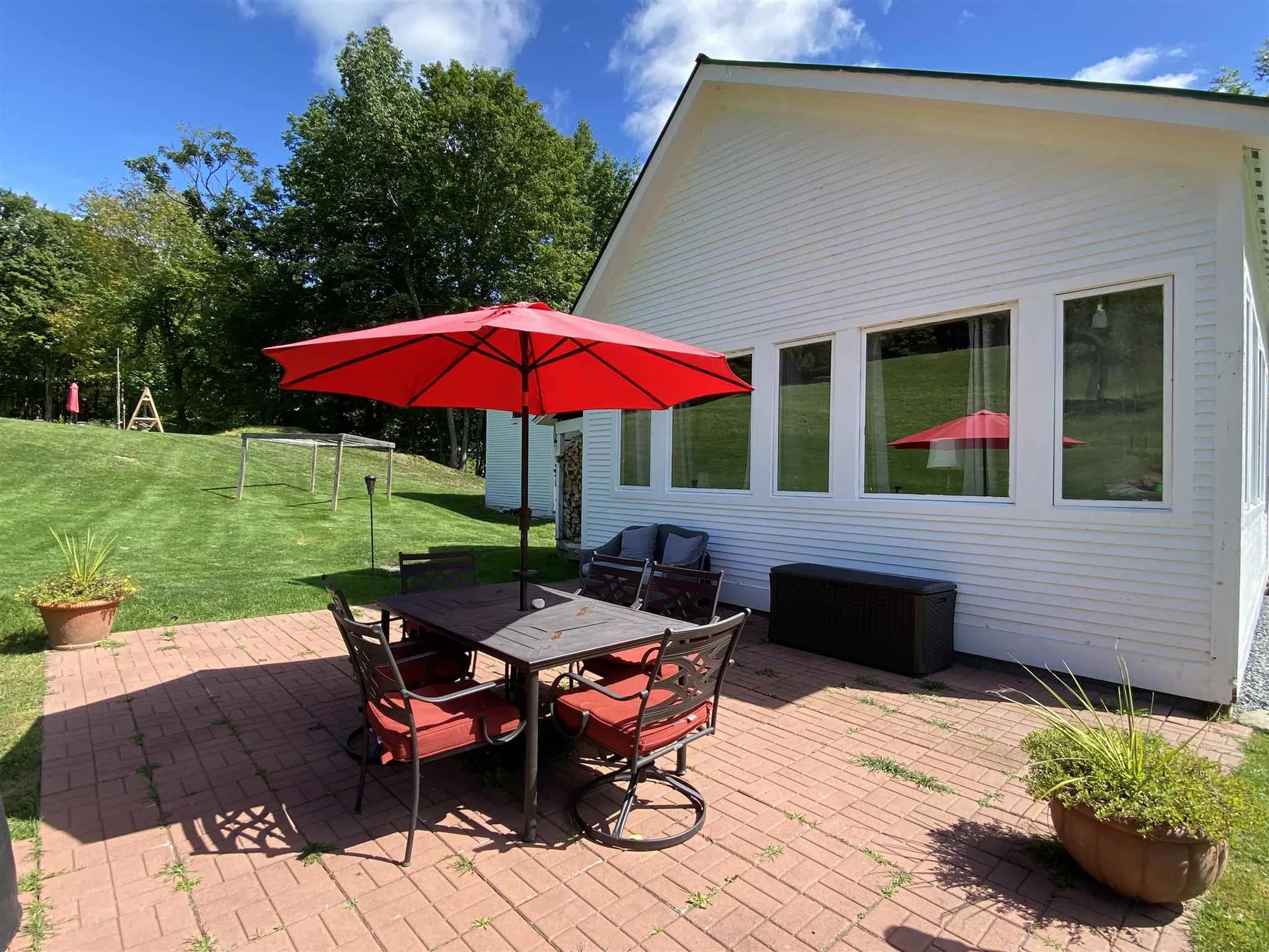448 Dana Road Pomfret VT 05053