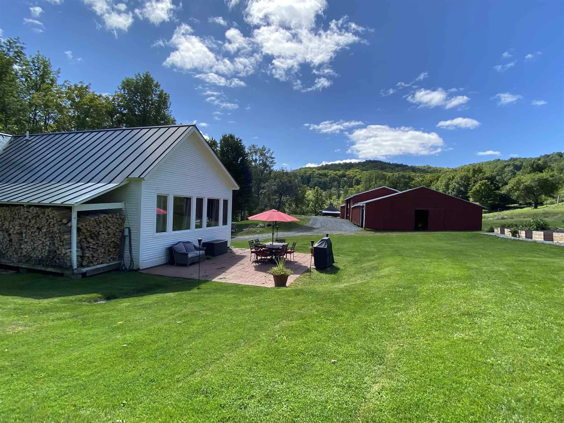 448 Dana Road Pomfret VT 05053