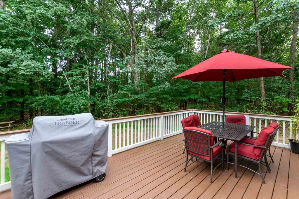 16 Eagle Court Greenland NH 03840