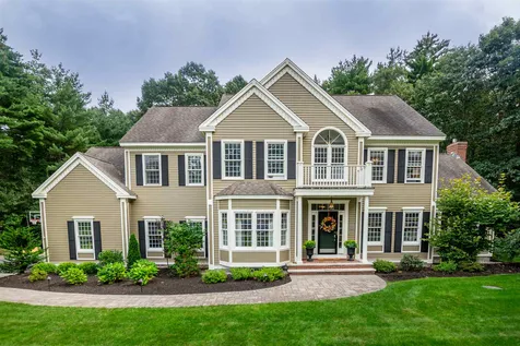 16 Eagle Court Greenland NH 03840