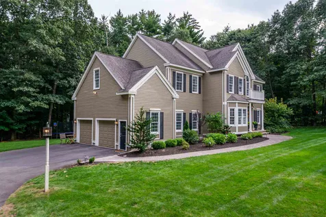 16 Eagle Court Greenland NH 03840