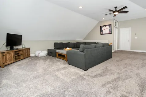 16 Eagle Court Greenland NH 03840