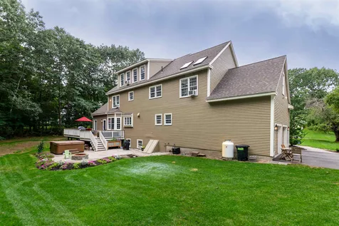 16 Eagle Court Greenland NH 03840