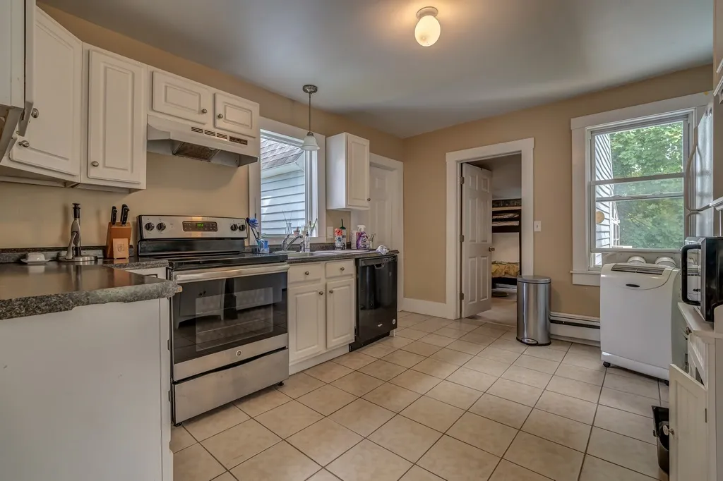 164 Bridge Street Milford NH 03055