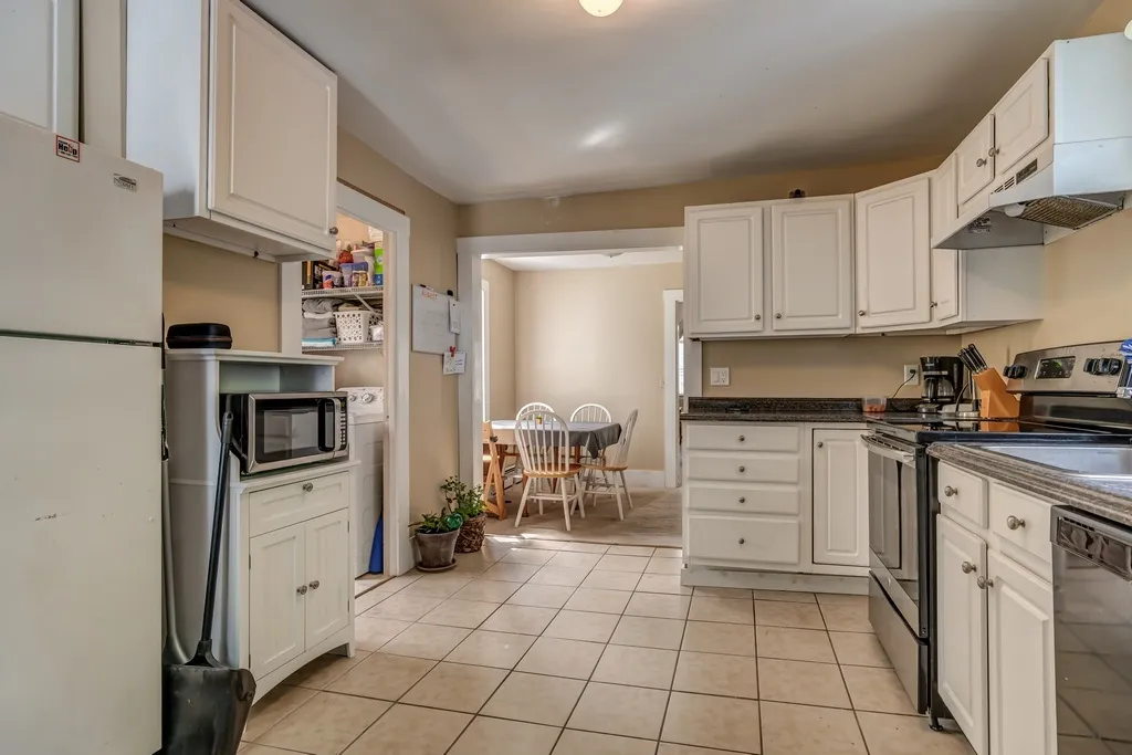 164 Bridge Street Milford NH 03055