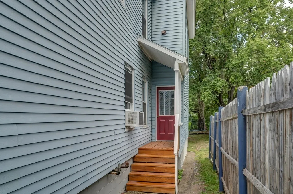 164 Bridge Street Milford NH 03055