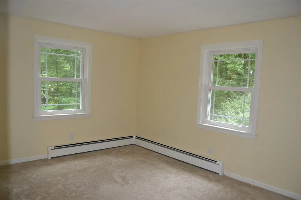6 Christine Drive Atkinson NH 03811