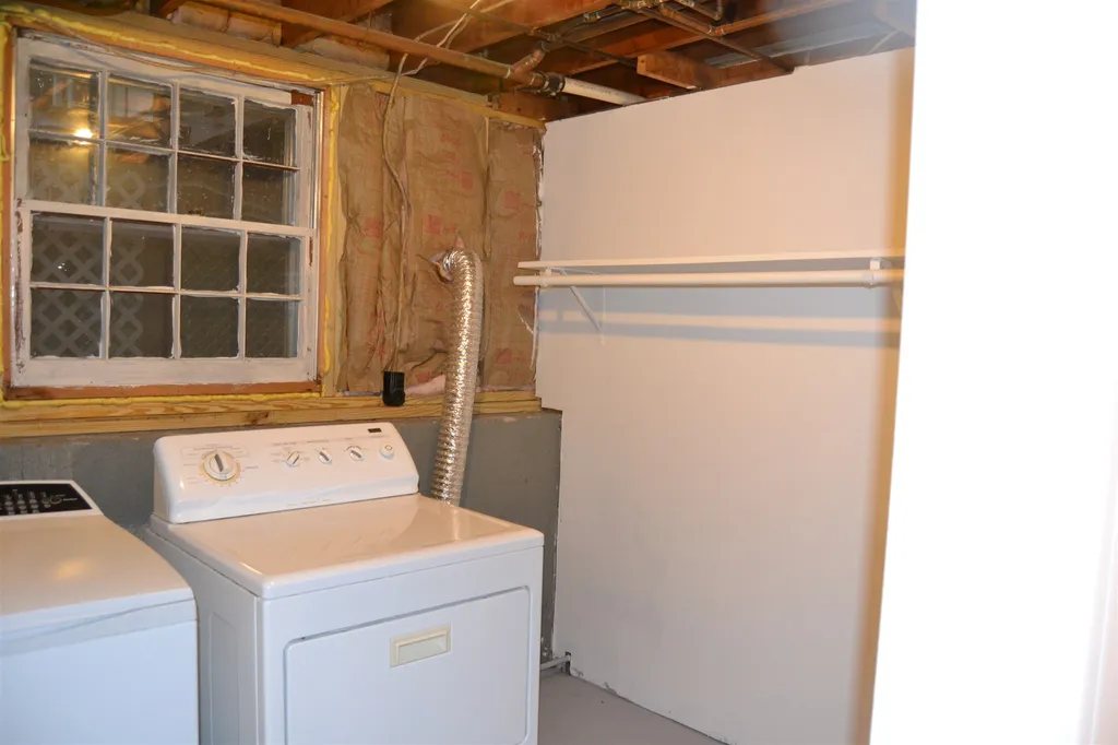 6 Christine Drive Atkinson NH 03811