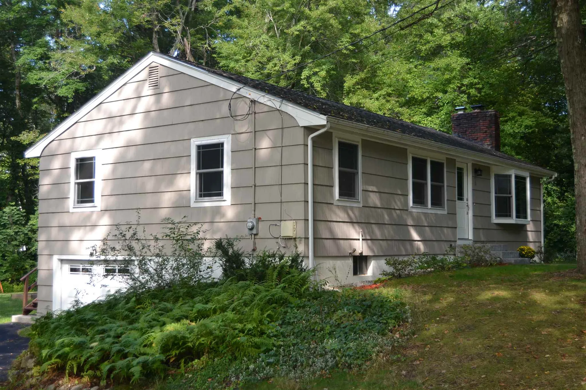 6 Christine Drive Atkinson NH 03811