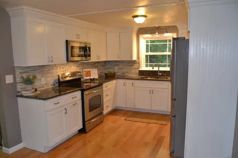 6 Christine Drive Atkinson NH 03811