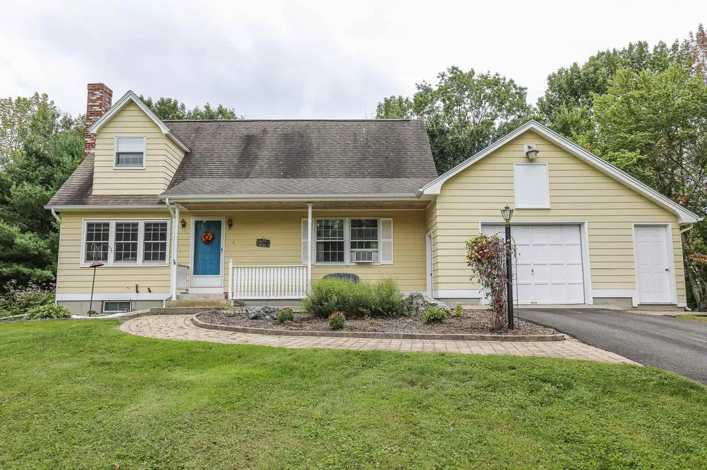 6 Hampton Court Goffstown NH 03045