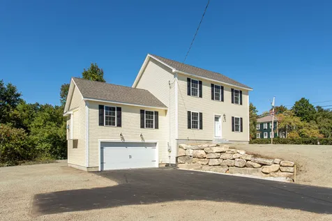 4 Locker Road Goffstown NH 03045