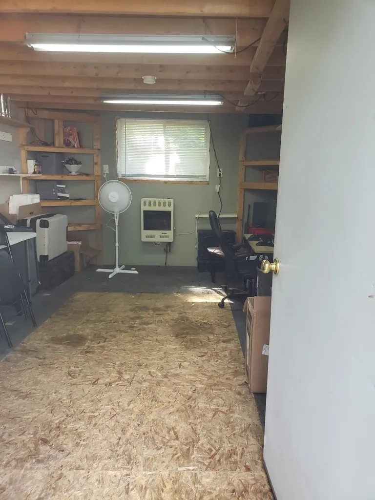 22 Fairway Avenue Newport NH 03773