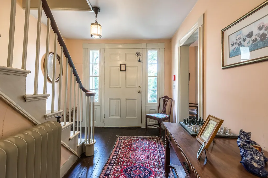 21 Pleasant Street Woodstock VT 05091
