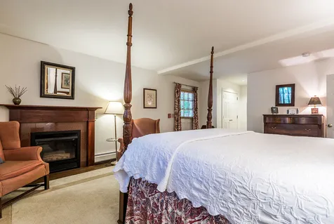 21 Pleasant Street Woodstock VT 05091