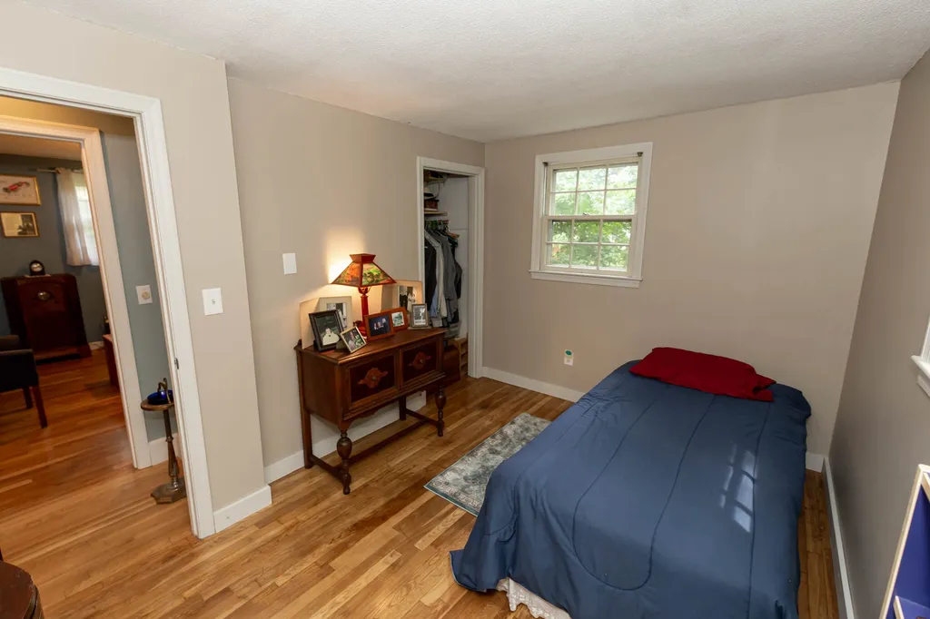 8 Candy Lane Merrimack NH 03054