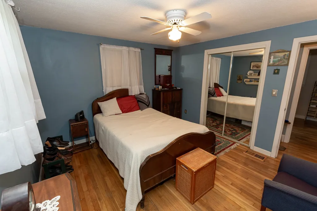 8 Candy Lane Merrimack NH 03054