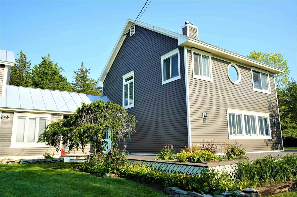 560 West Shore Road South Hero VT 05486