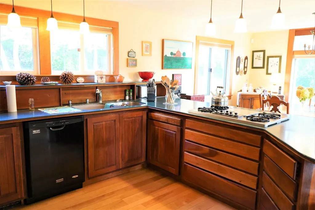 560 West Shore Road South Hero VT 05486