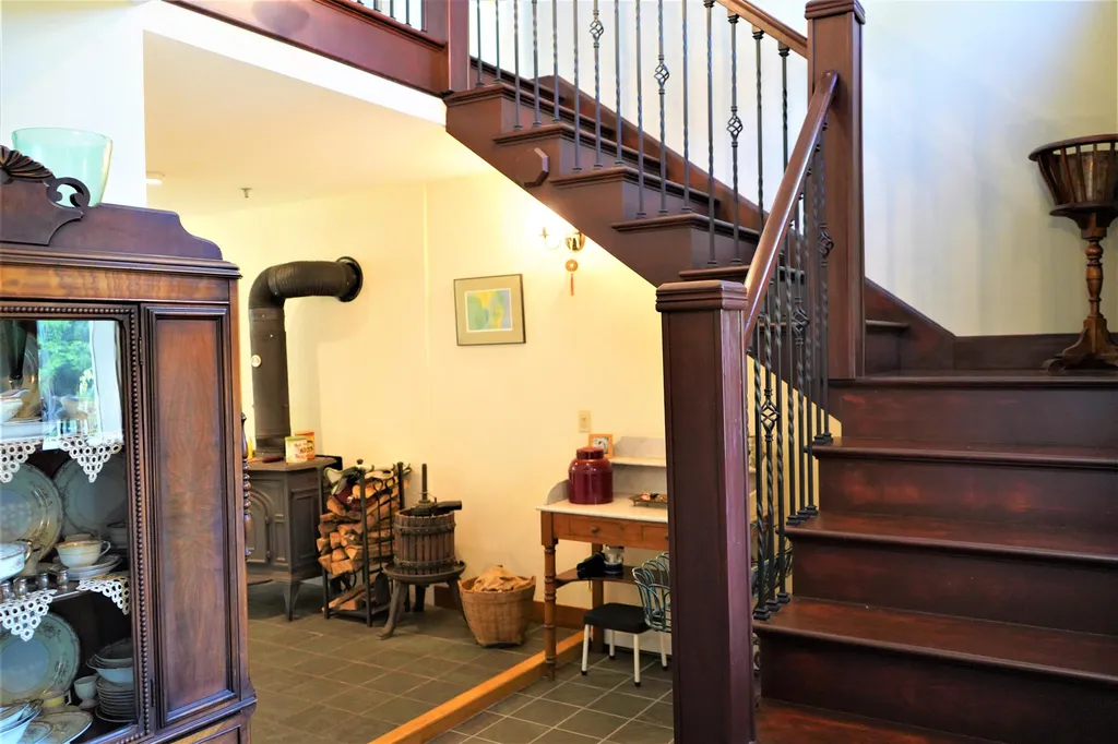 560 West Shore Road South Hero VT 05486