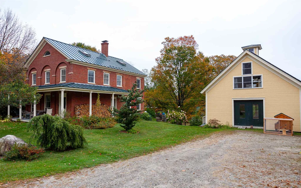 9 Hill Road Acworth NH 03601