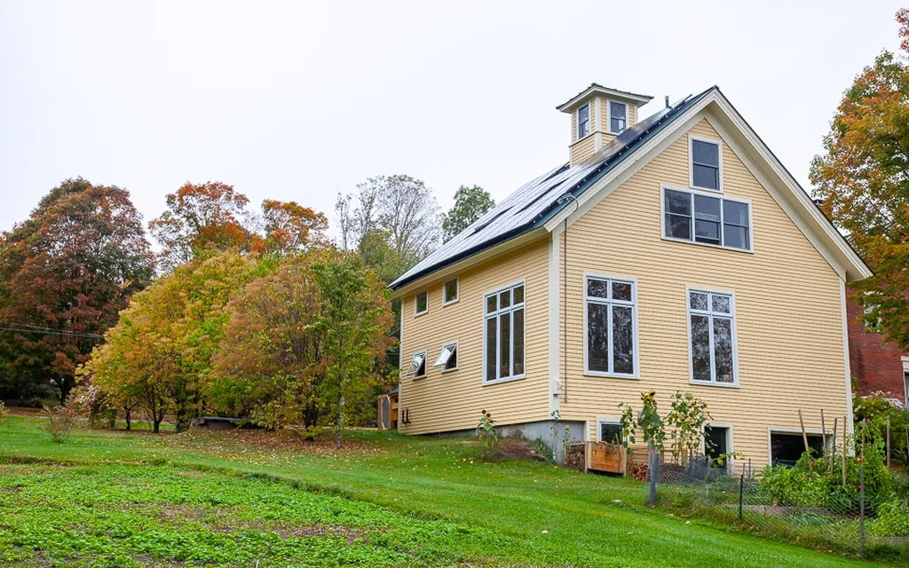 9 Hill Road Acworth NH 03601