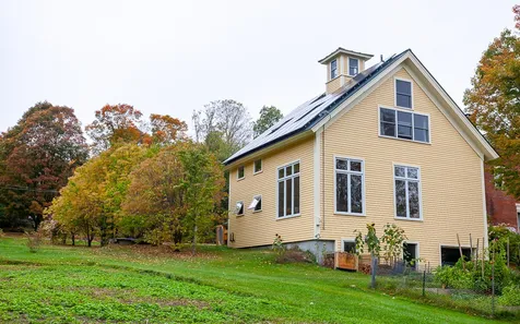 9 Hill Road Acworth NH 03601